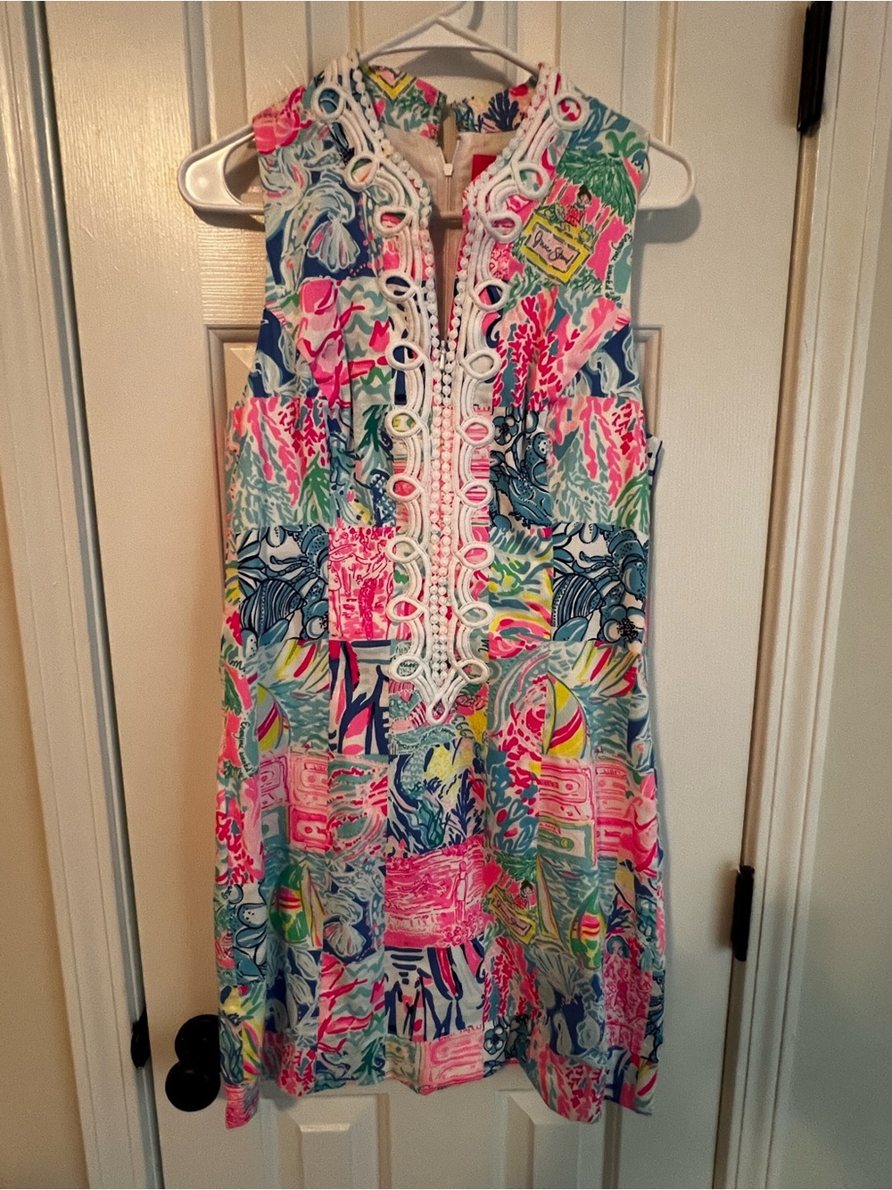 Lilly Pulitzer Pink Aqua Navy Green Tropical Print Dress with White Trim